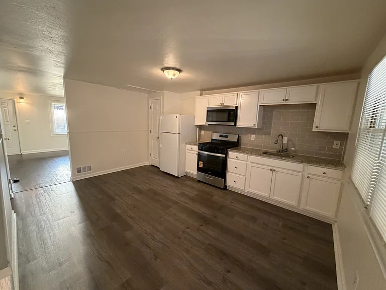 4004 Saint Monica Dr #1 — Photo 16