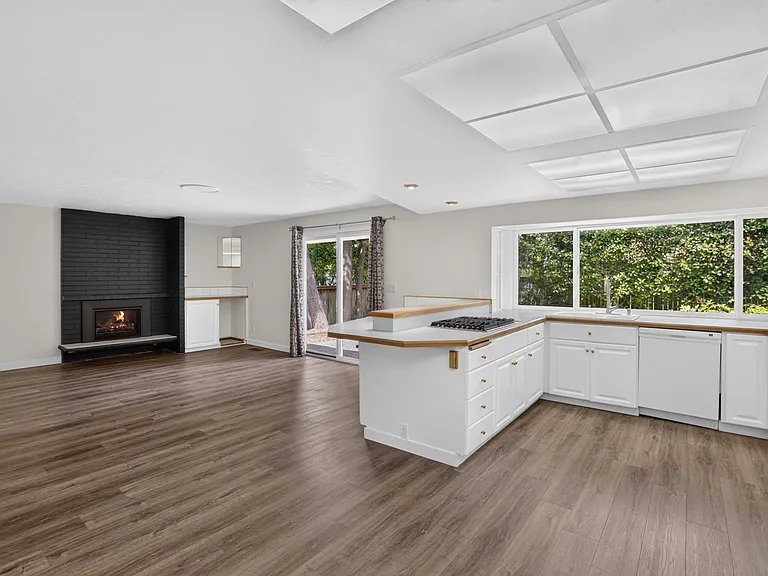 3470 NW Park View Dr — Photo 9