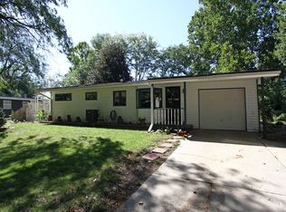 515 Eastborough Ln, Lincoln, NE 68505