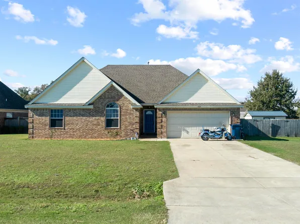 602 Stewart Dr, Marion, AR 72364