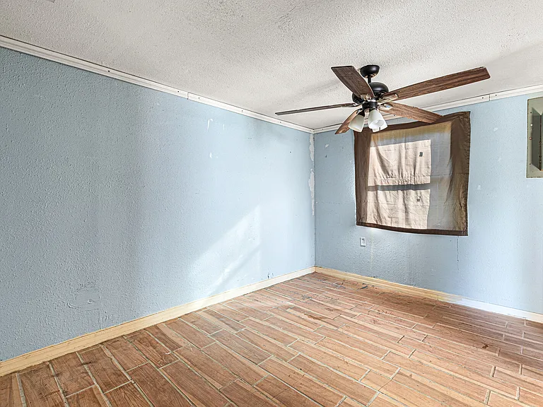 126 Lilly Ln — Photo 14