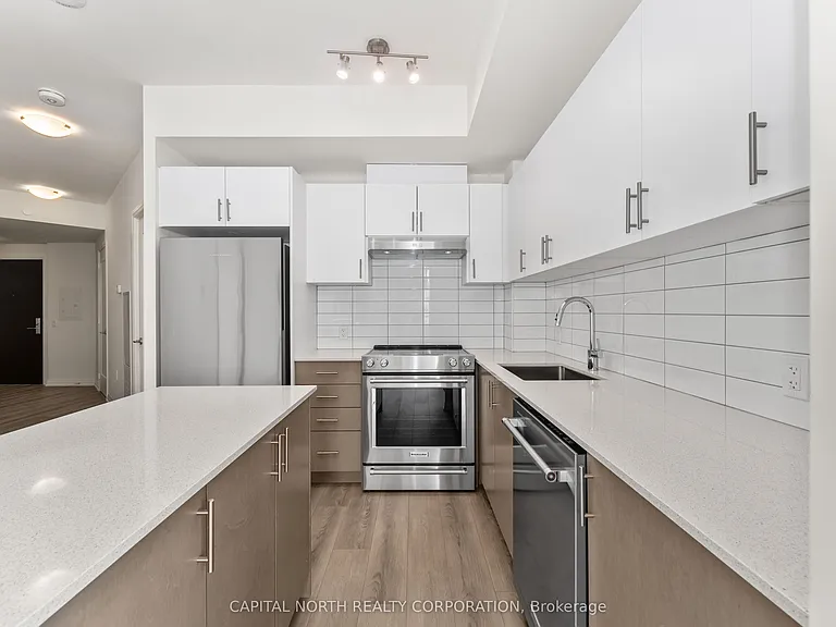 9000 Jane St #2002 — Photo 11