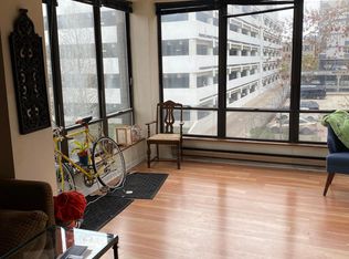 828 W Leland Ave APT 2, Chicago, IL 60640