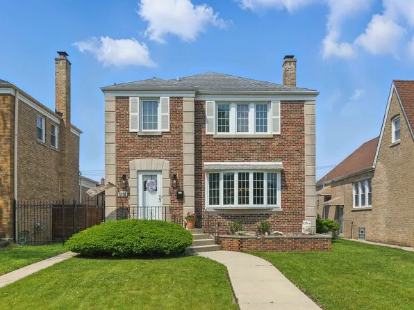 3332 N Newcastle Ave, Chicago, IL 60634