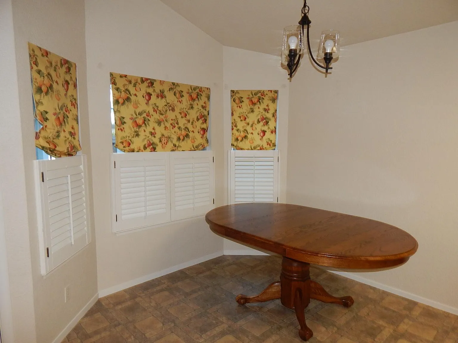 3 bed, 1197 sqft, $2,650 — Photo 4