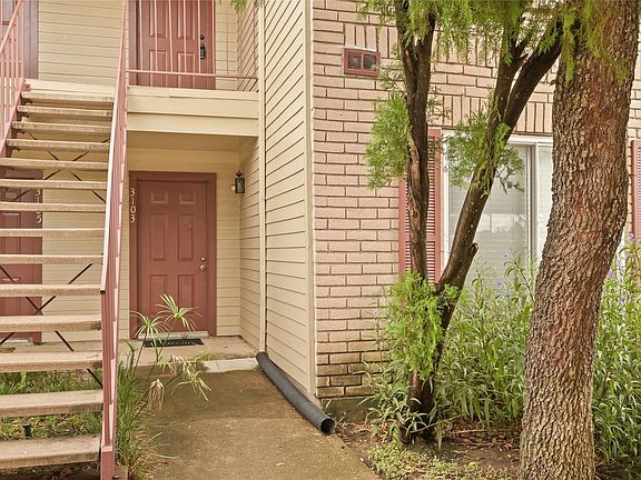 2nd image of 2120 El Paseo St APT 3103