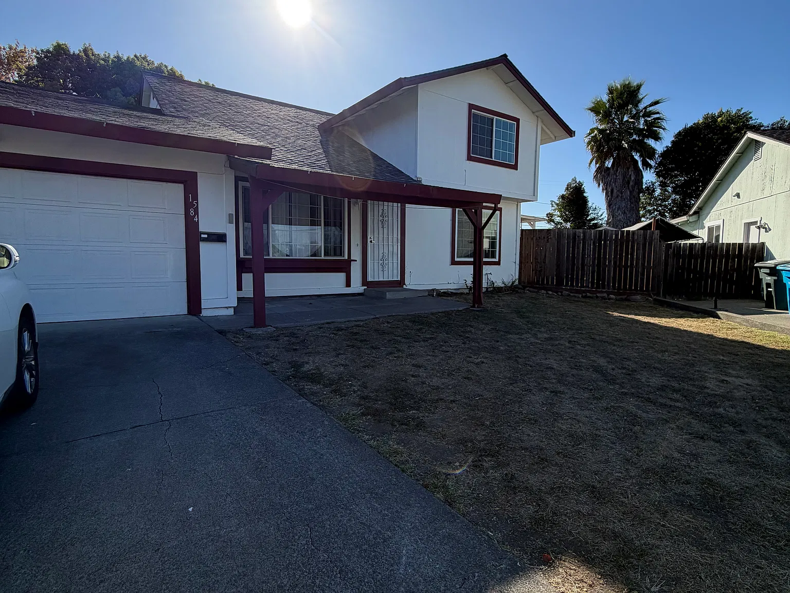 4 bed, 1820 sqft, $4,100 — Photo 3