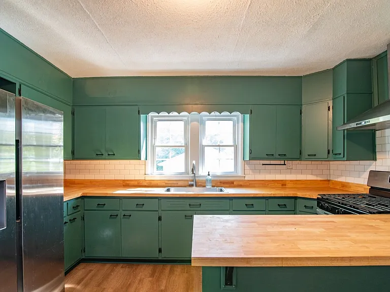 1231 Crume Rd — Photo 18