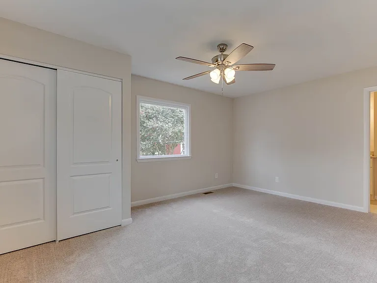 213 Clemwood Pkwy — Photo 16