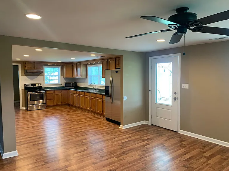 528 Haws Run Rd — Photo 5