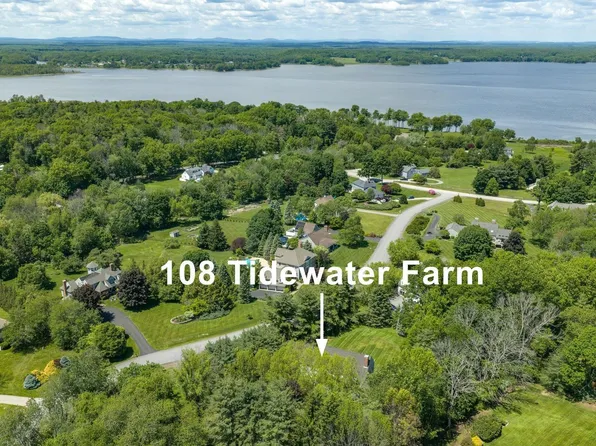 108 Tidewater Farm Road, Stratham, NH 03885