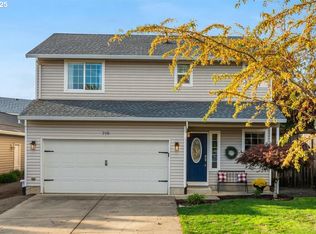 719 N Alexandra Dr, Newberg, OR