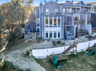 131 Greenway Bnd, Pottsboro, TX 75076