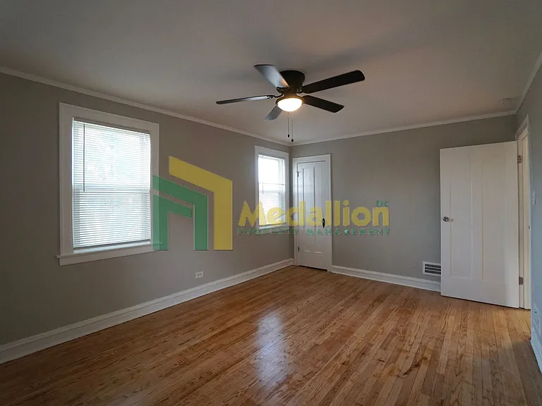 2048 W 82nd Pl — Photo 13