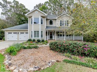 6655 Lake Run Dr, Flowery Branch, GA 30542