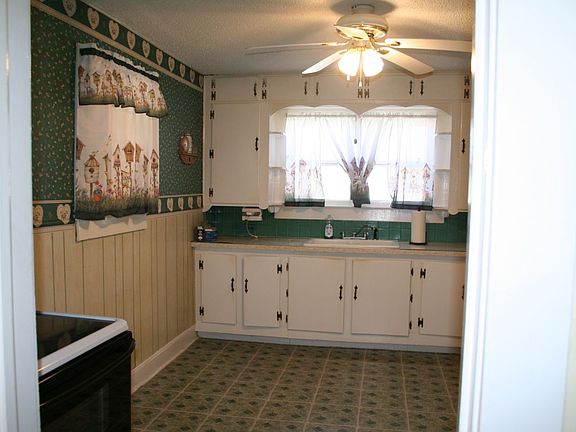 2nd image of 206 S Kirkendall St