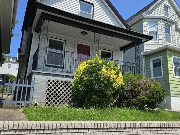 405 Elm Street image 20 of 22