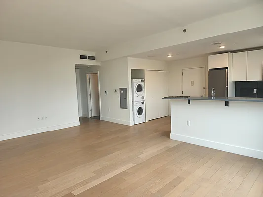 Rented by Voro New York | media 14