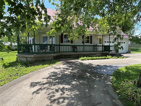 3rd image of 303 High St