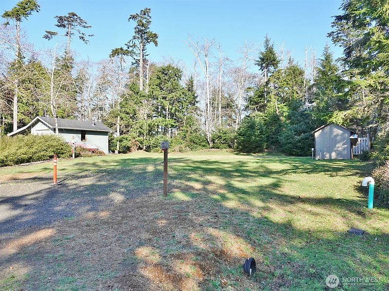 5th image of 292 Duck Lake Drive SE