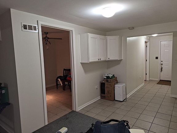 4th image of 2343 S Trumbull Ave