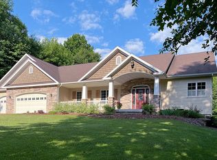 210181 Heartland Hills Rd, Stratford, WI 54484