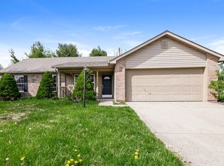 12164 Laurelwood Dr, Indianapolis, IN