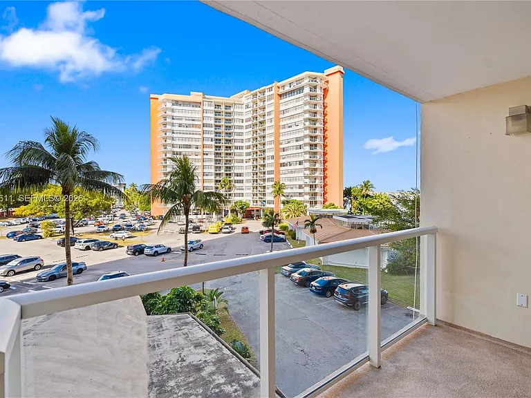 1351 NE Miami Gardens Dr #301E — Photo 22