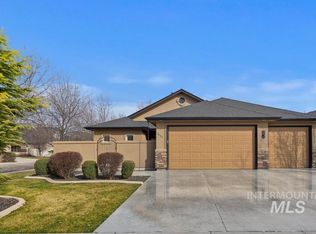 2424 N Devlin Ave, Meridian, ID 83646