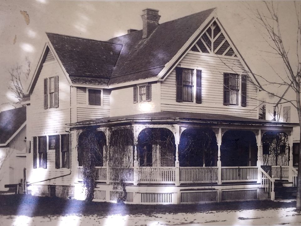 1892 Original Victorian