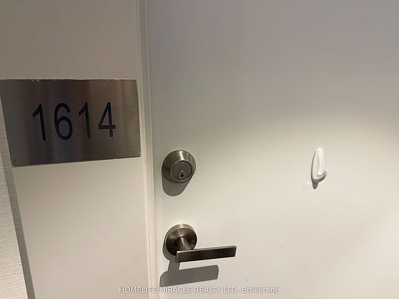 4th image of 195 Redpath Ave #1614