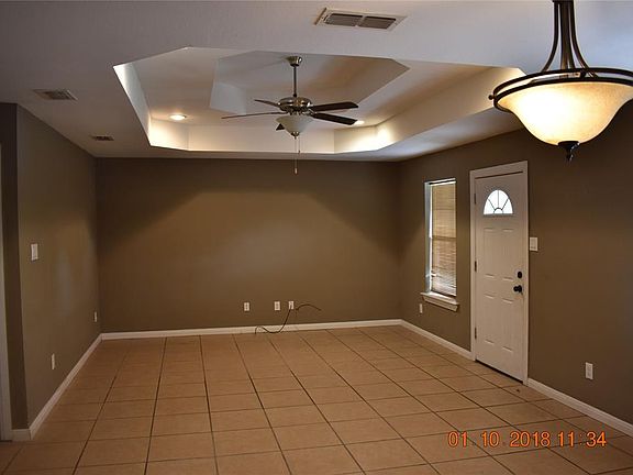 5th image of 701 E Chaffin St
