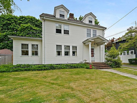 3rd image of 19 Byron Ave