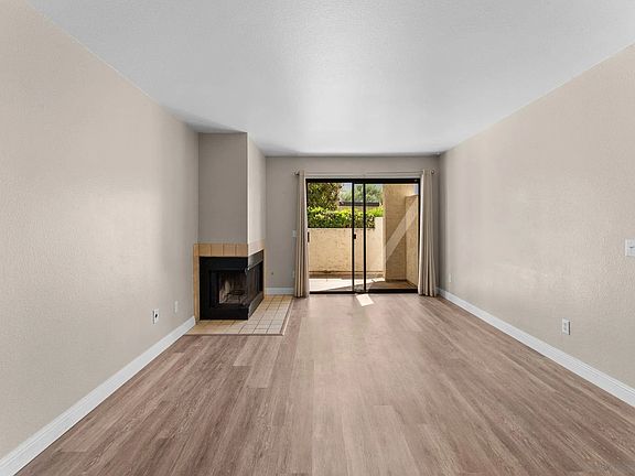 5th image of 2425 Cranston Dr Unit 31