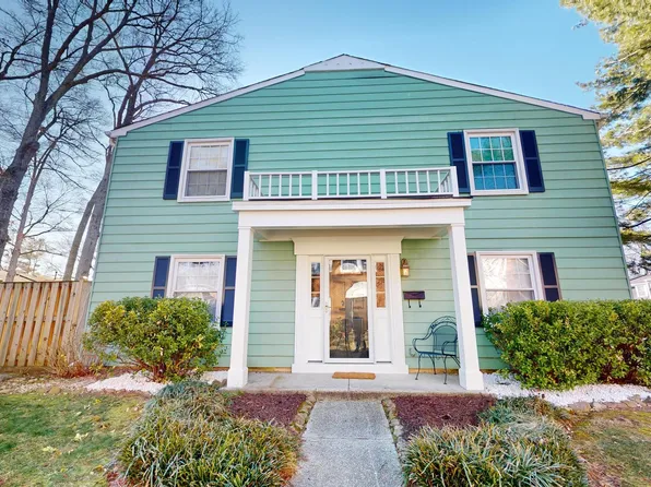 1717 Gaffney Ct, Crofton, MD 21114