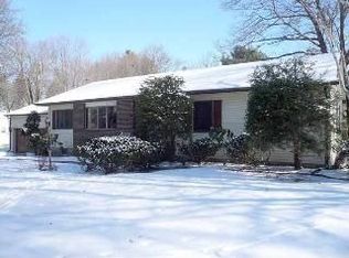 17 Kimball Rd, Poughkeepsie, NY 12601