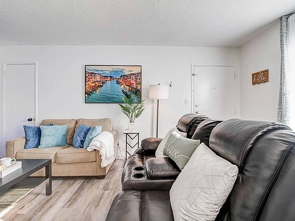 3rd image of 516 19th St #B1