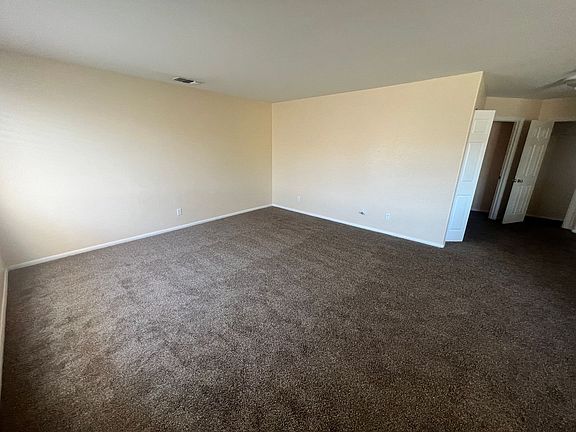 3rd image of 6672 Palo Verde Ave APT A