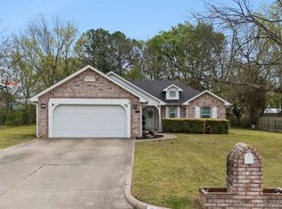 2804 S 26th St, Muskogee, OK 74401