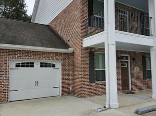 206 Fairway Villas Cir, Diamondhead, MS 39525