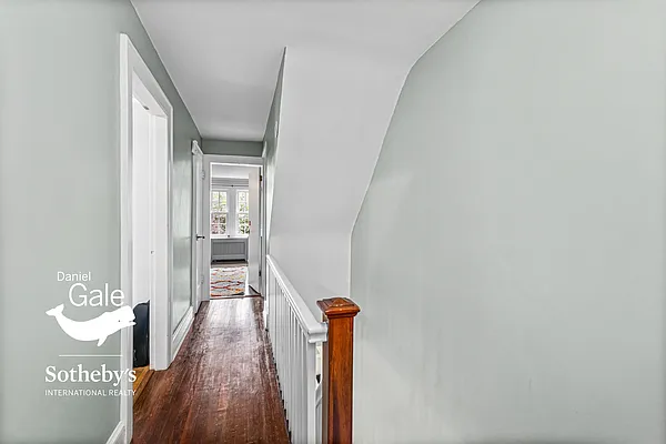 Sold by Daniel Gale Sotheby's International Realty | media 12