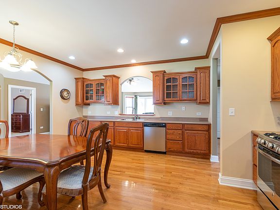 5th image of 873 Winchester Green Dr