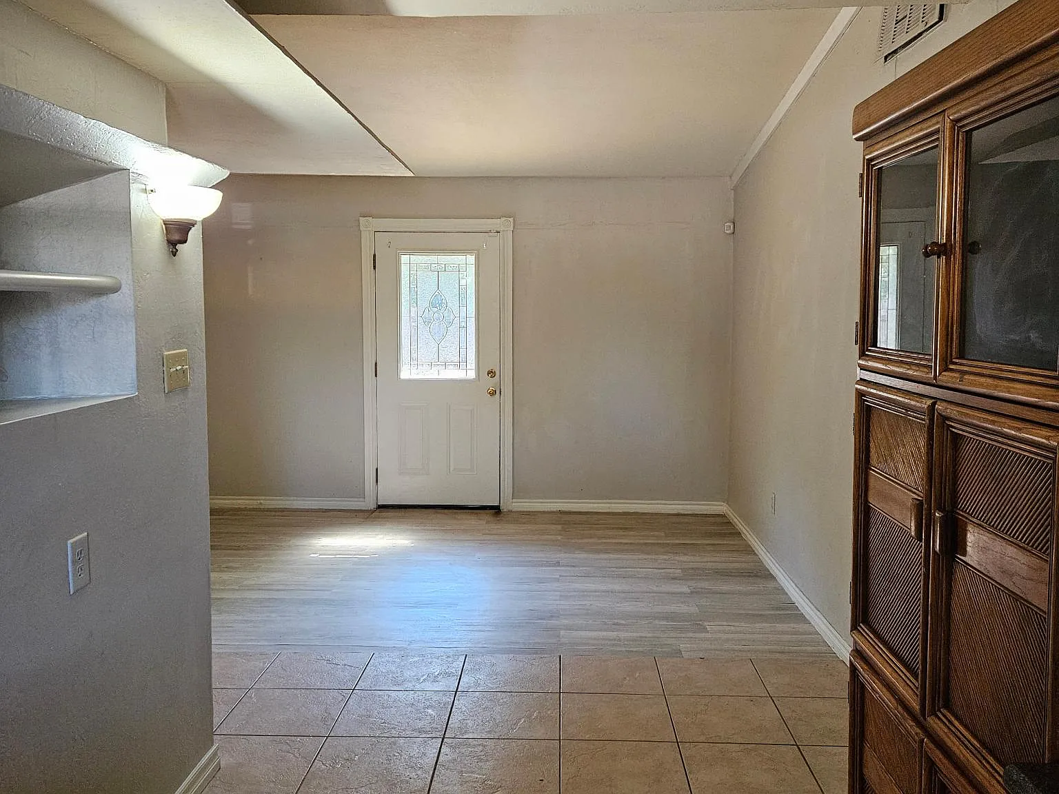 2 bed, 750 sqft, $850 — Photo 4