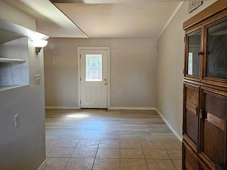 2813 NW Morningside Dr — Photo 4