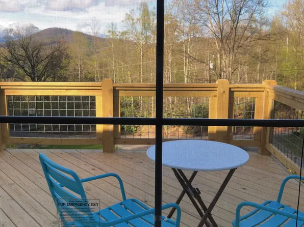 185 Garrison Rd, Fairview, NC 28730