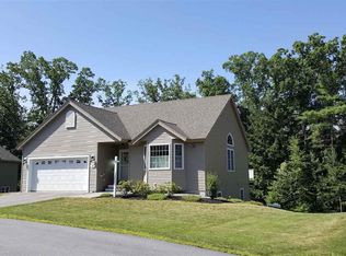 5 Hemlock Dr, Newton, NH 03858