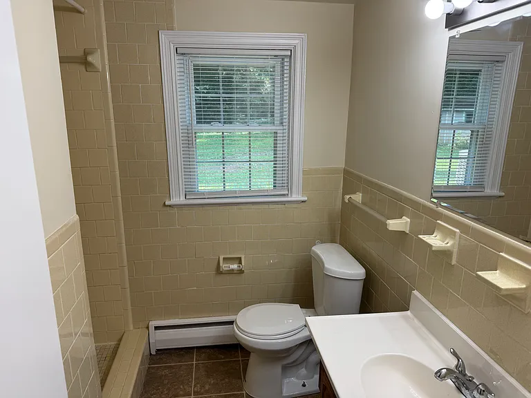 Lower Level Full Bathroom