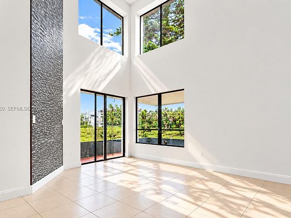 2nd image of 3539 Inverrary Blvd W #1