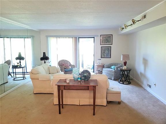 2nd image of 650 E Greenwich Ave #107