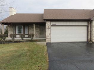 31424 Hoover Rd, Warren, MI 48093